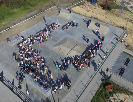 Chełmek ze skateparkiem
