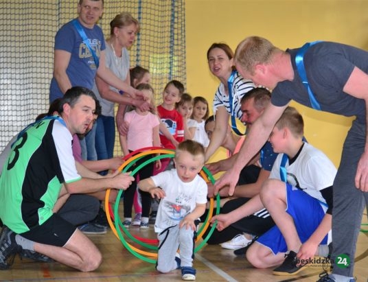 Budzów: Przedszkolaki ćwiczyły z rodzicami