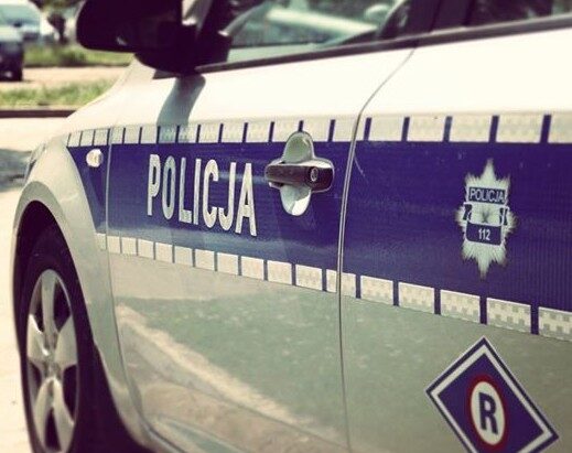 Ostre: Zbyt wielu wiernych w kościele. Interweniowała policja