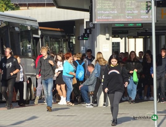 Cieszyńskie: Dla kogo te autobusy?
