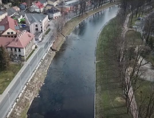 Dwa brzegi… Wyjątkowa piosenka w czasach pandemii (wideo)
