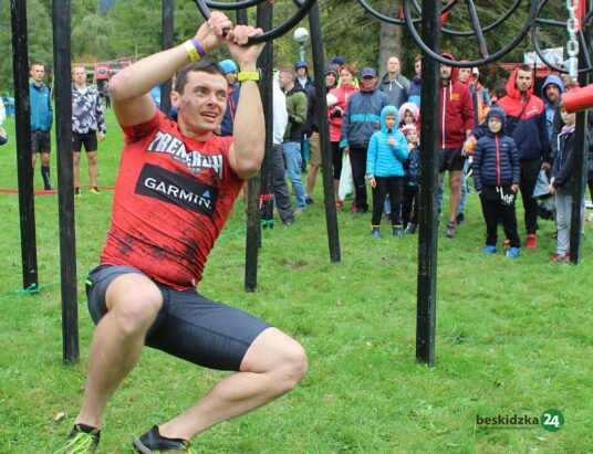 Barbarzyńskie przeszkody i adrenalina królowały w Ustroniu – ZDJĘCIA