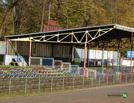 Nici z przetargu. Cieszynianie na stadion jeszcze poczekają