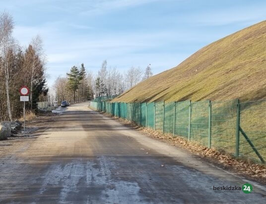 Samochód potrącił policjanta. Sprawca jest poszukiwany