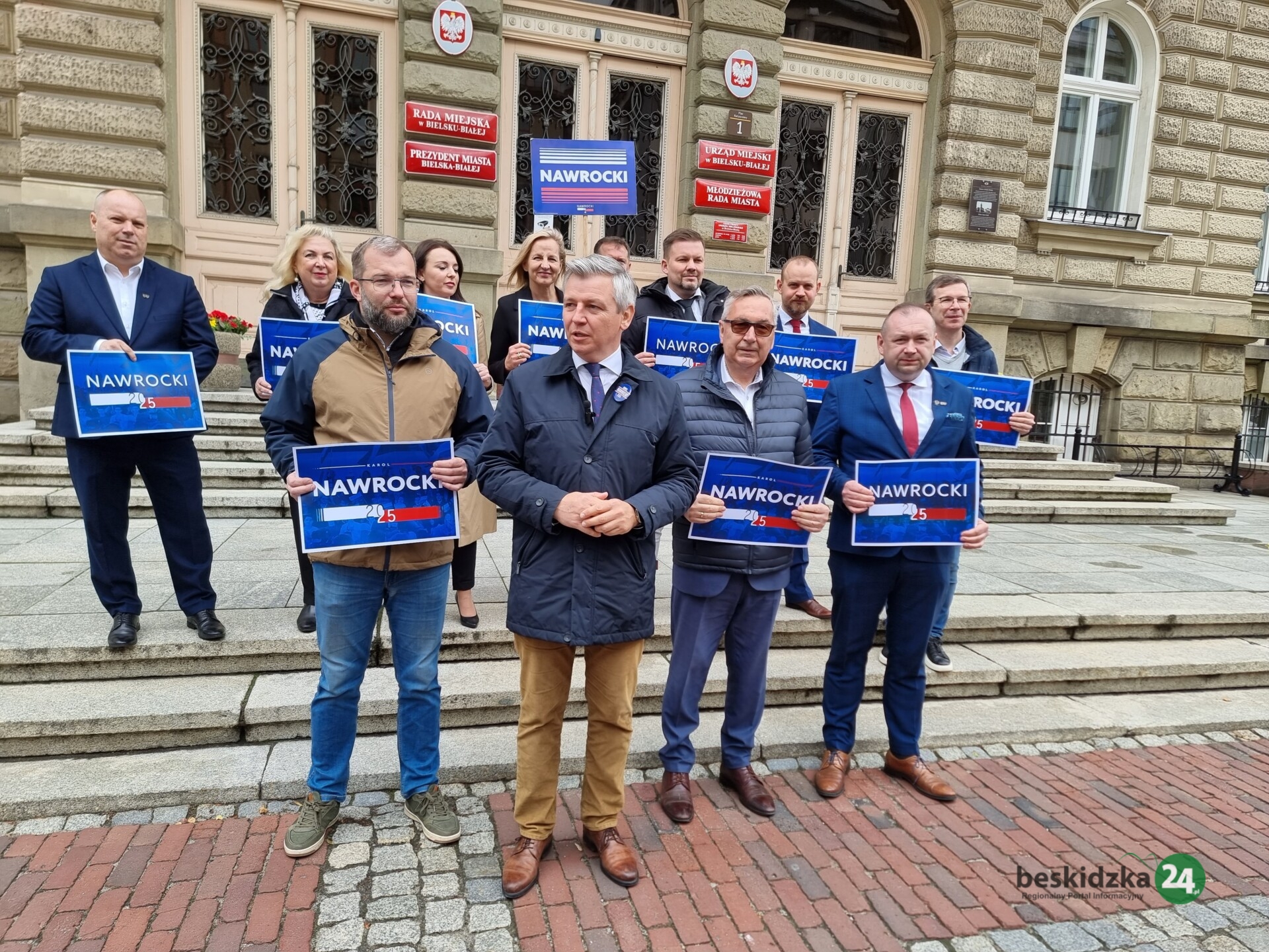 Posłowie i radni PiS okazali wsparcie Nawrockiemu. Apelowali o zaangażowanie na finiszu kampanii