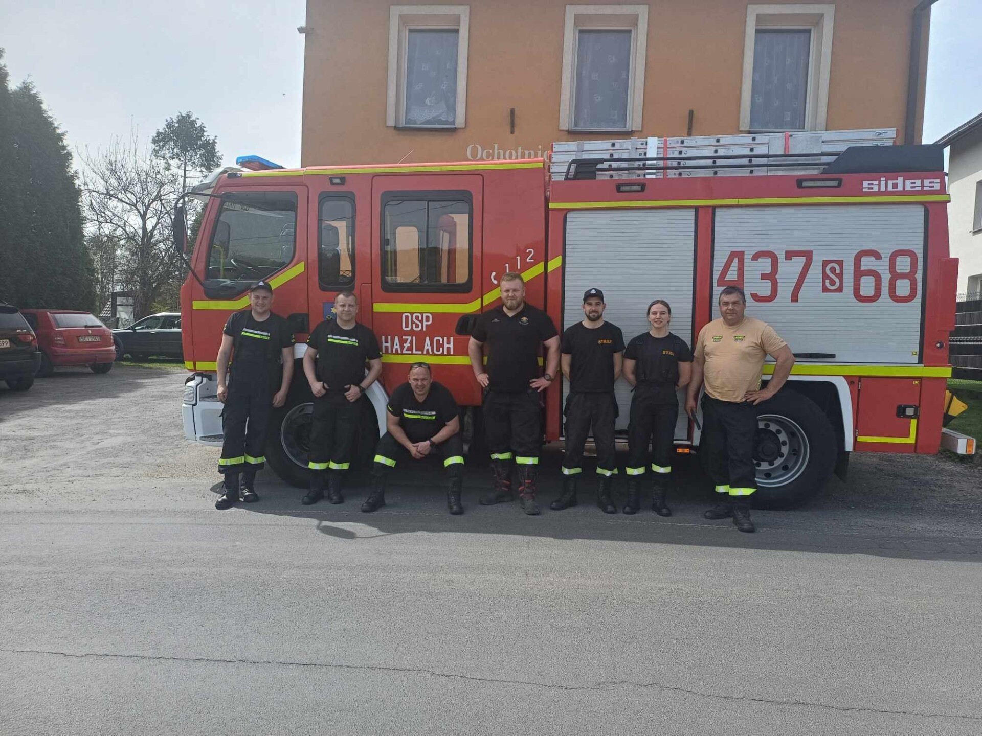 Strażacy z Hażlacha oficjalnie powitali nowy samochód