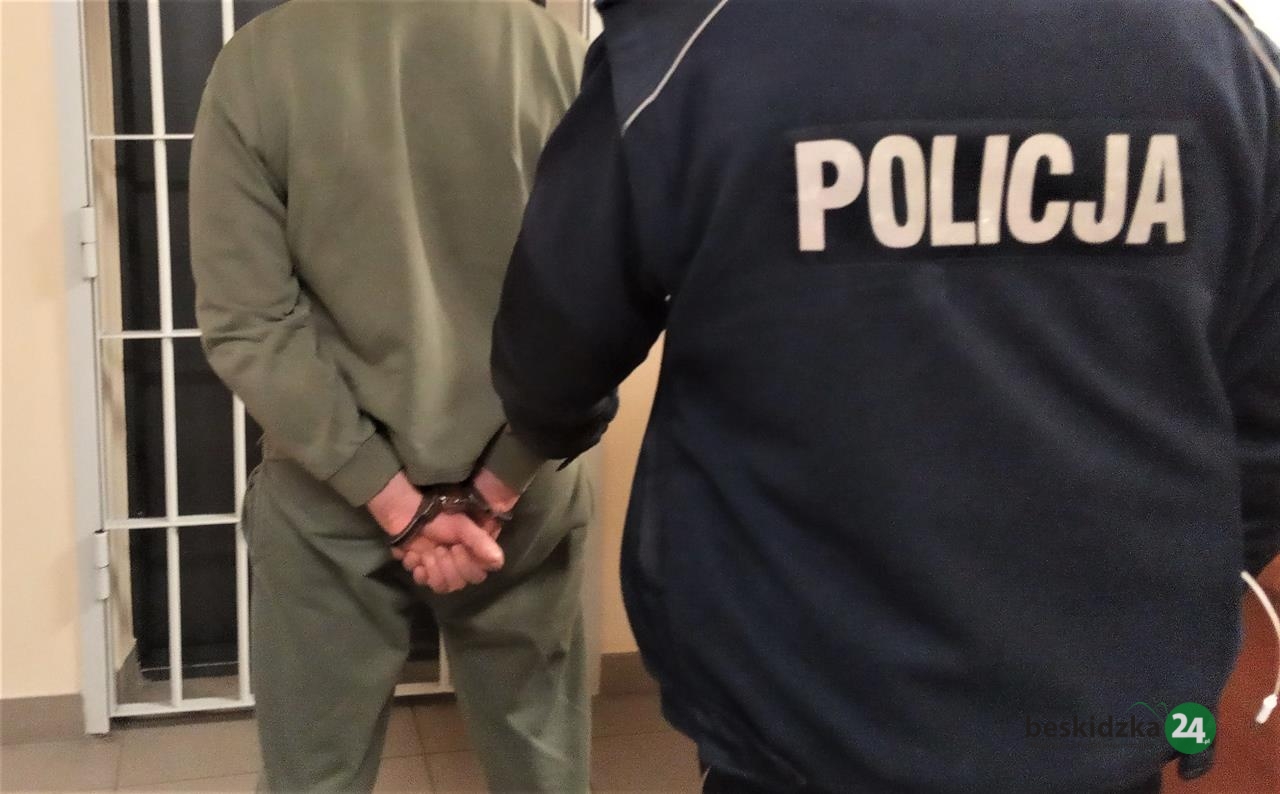 Poszukiwał go sąd, a on leżał pijany na chodniku