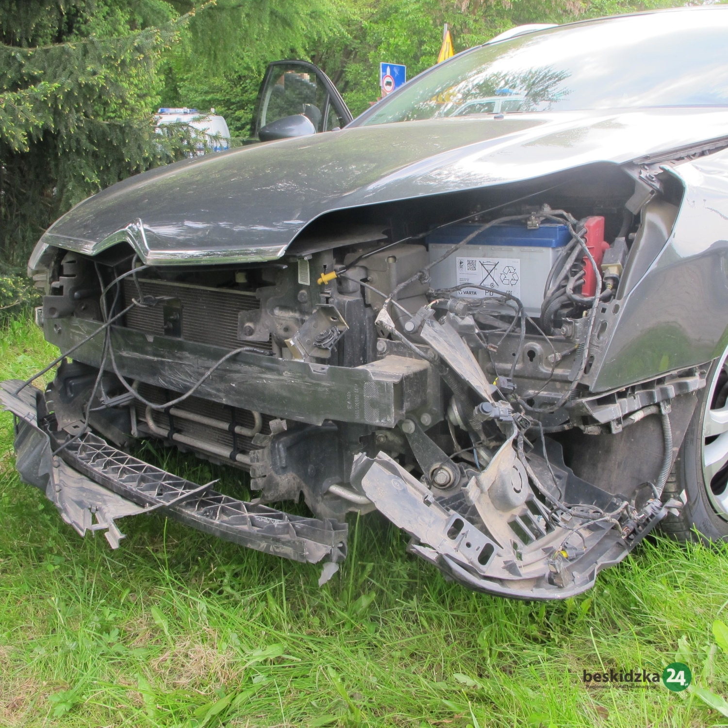 Zderzenie w Bulowicach. Na szczęście matce z małym dzieckiem nic się nie stało