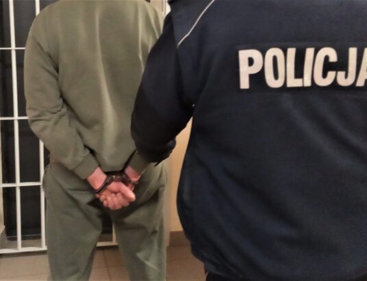 Wisła: Zarzut rozboju po zabraniu czapki z emblematem klubu piłkarskiego