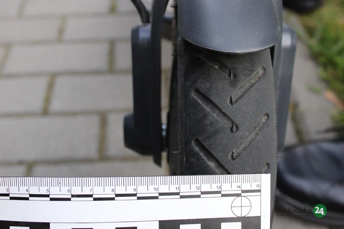 Niebezpieczny wypadek na hulajnodze elektrycznej