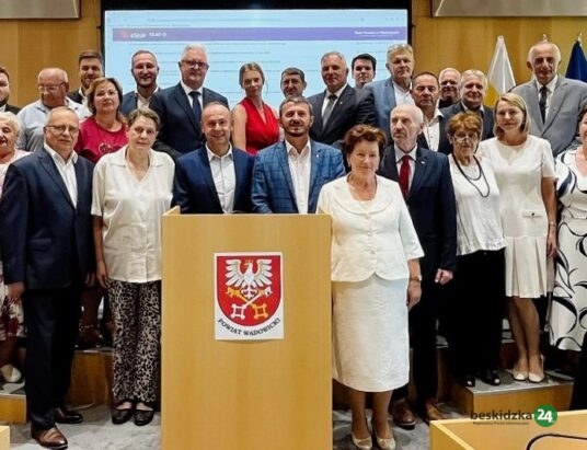 Zarząd Powiatu Wadowickiego z absolutorium i wotum zaufania