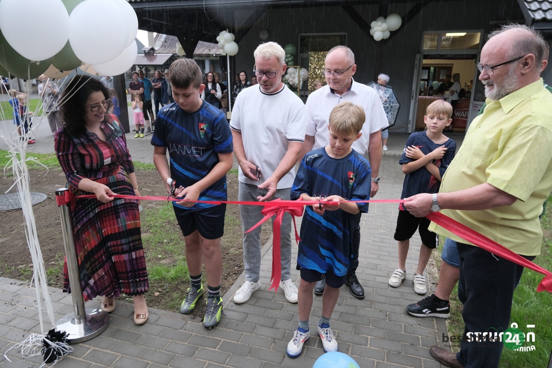 Nowe miejsce zdrowego wypoczynku – otwarcie tężni solankowej w Zabłociu Solance