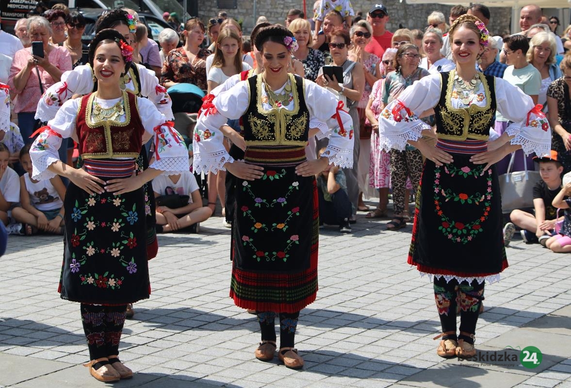 TKB w Żywcu: Co dzisiaj będzie grane i tańczone? Z Żywiecczyzny przez Majorkę na Bałkany! – WIDEO