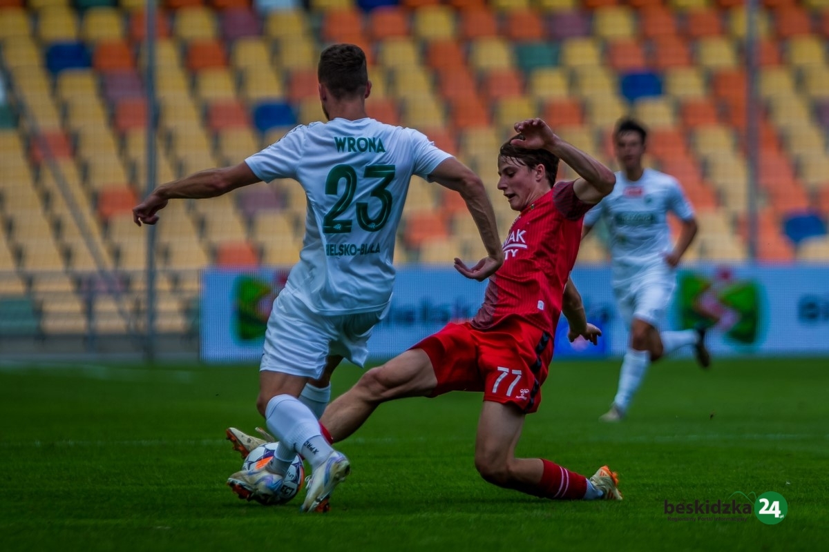 Stracona szansa Rekordu. Zwycięstwo wypuszczone w końcówce