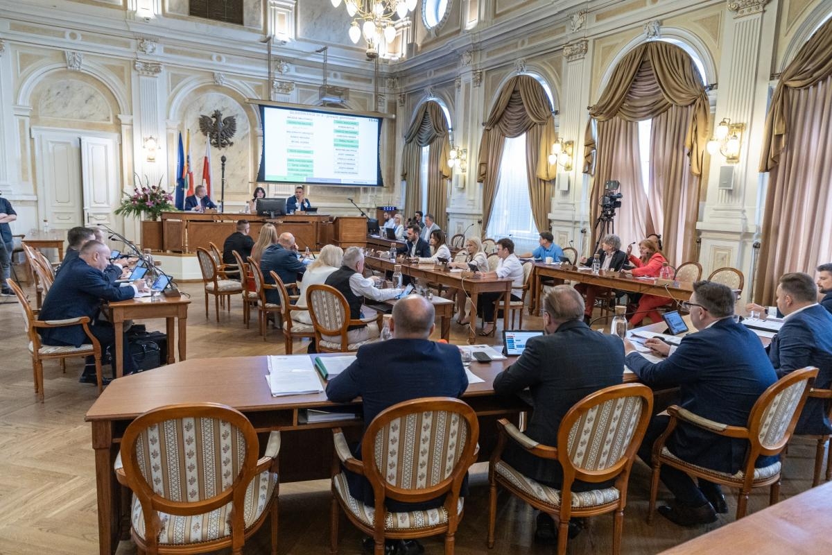 Rota na sesji. Temat imigrantów znowu w centrum uwagi