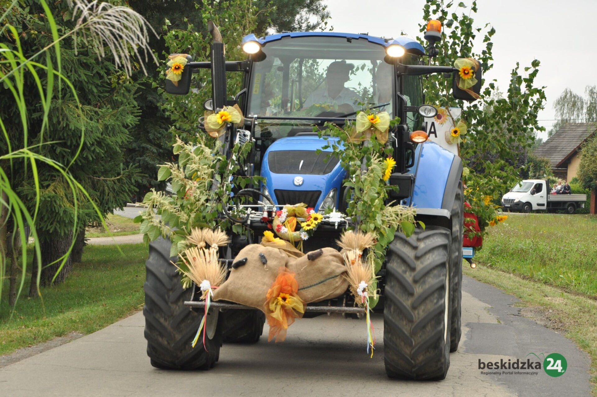 Tam, gdzie chleb ma zapach nadziei – Dożynki Gminne w Kaniowie