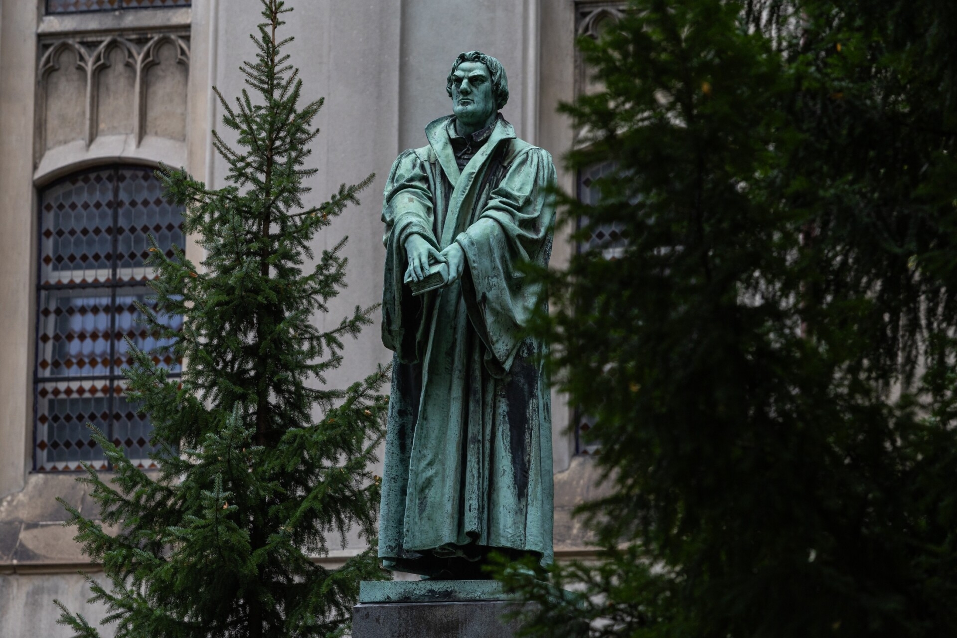 Symbol tolerancji i pokojowego współżycia kultur. 125. rocznica pomnika Lutra