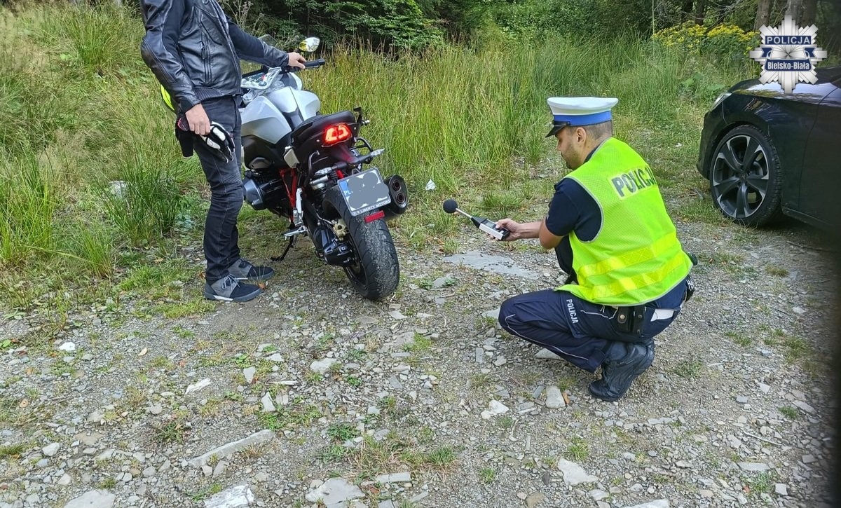 Bat na hałaśliwe wydechy. Kilku kierowców straciło dowody rejestracyjne