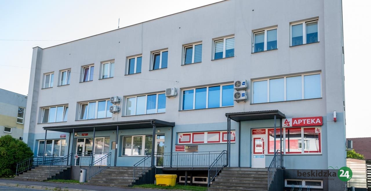 Kto kierownikiem ośrodka zdrowia w Zembrzycach?