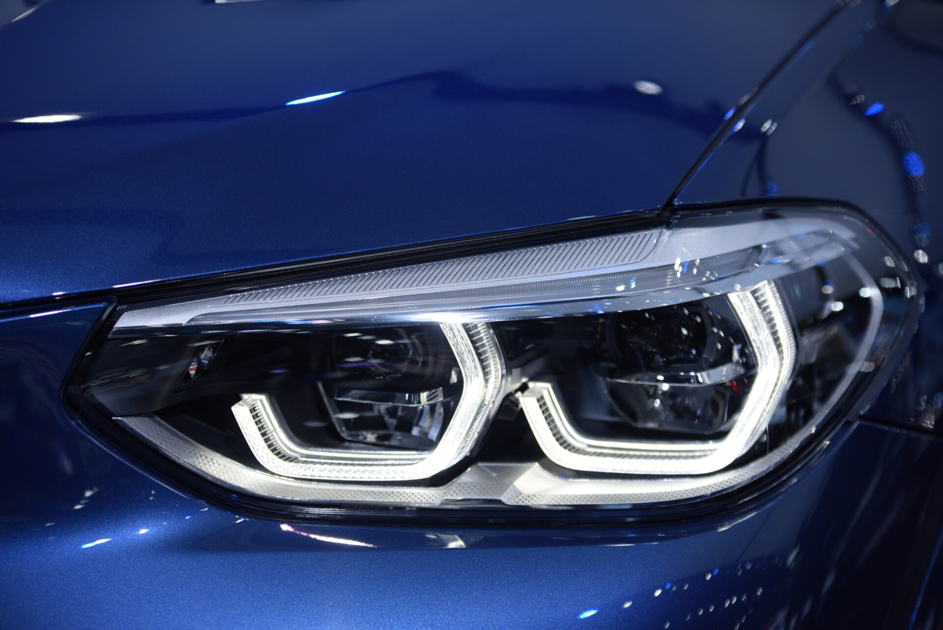 Jak dbać o klosze do lamp samochodowych, by służyły latami?