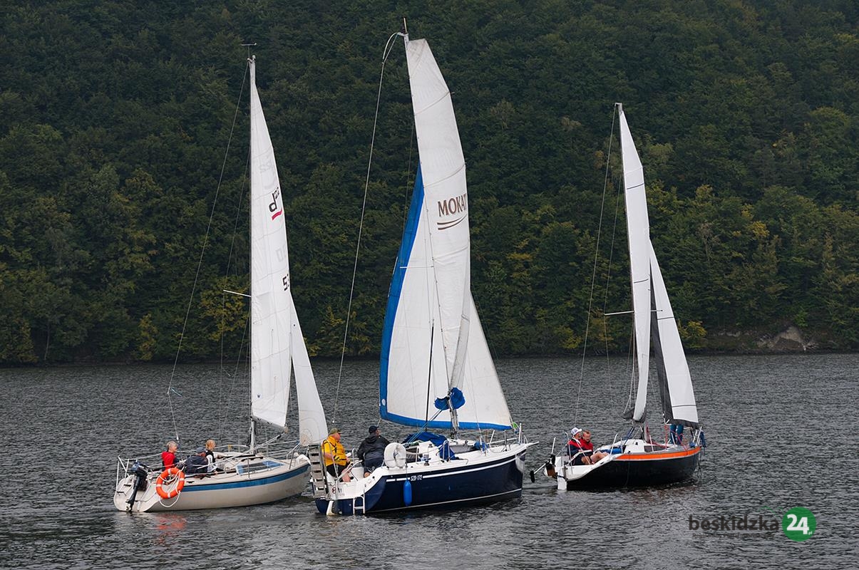 Regaty na Jeziorze Międzybrodzkim i medal dla “Kroniki Beskidzkiej” – ZDJĘCIA