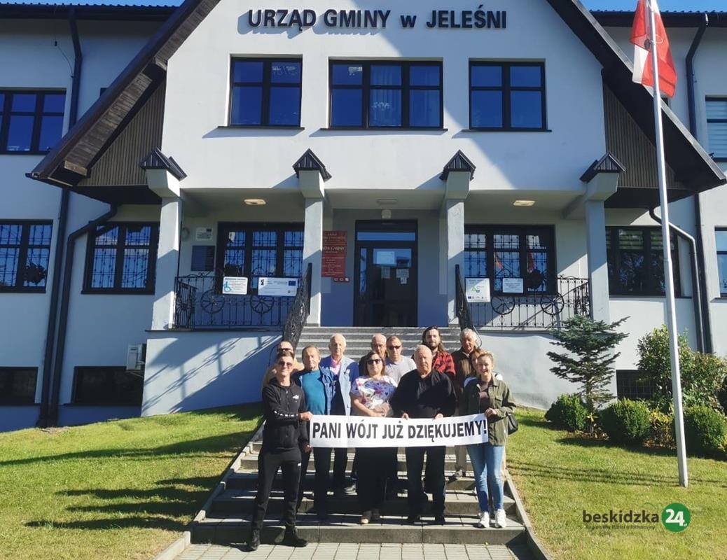 Gmina Jeleśnia: Zebrali podpisy pod referendum