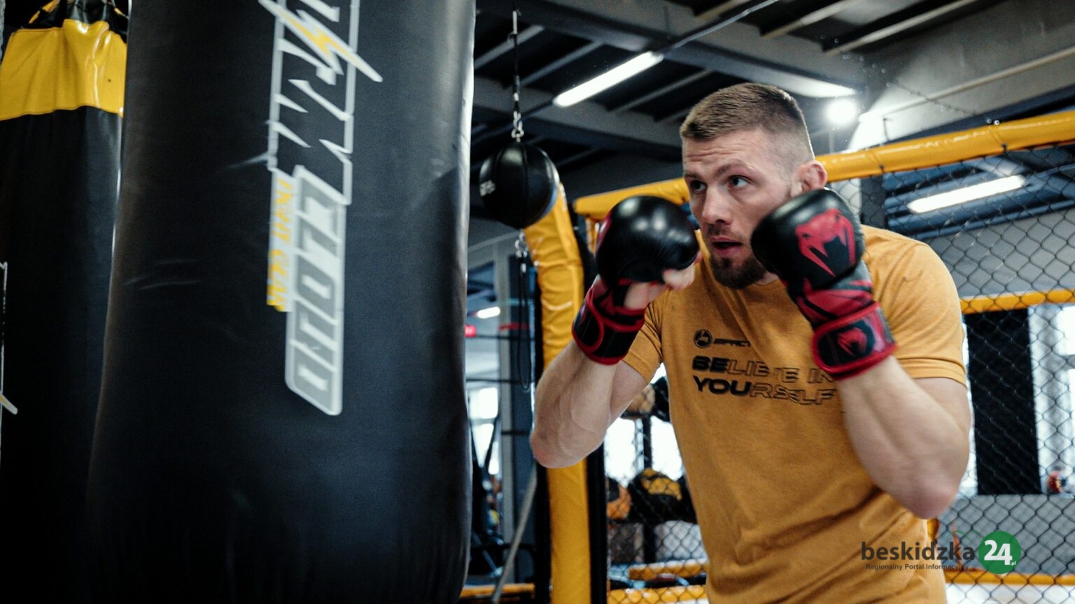 Premierowe zwycięstwo Bryczka. Sędzia przerwał walkę