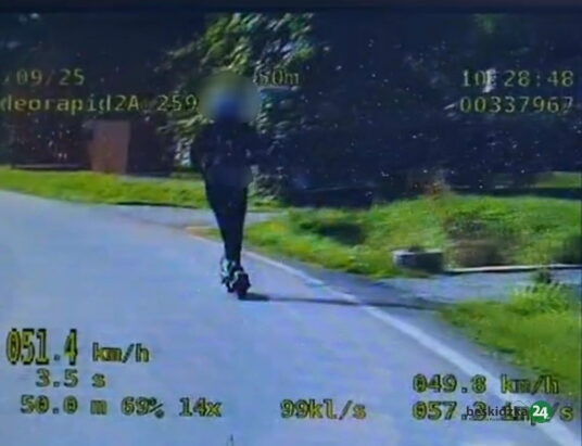 Pędził na hulajnodze 51 km/h!