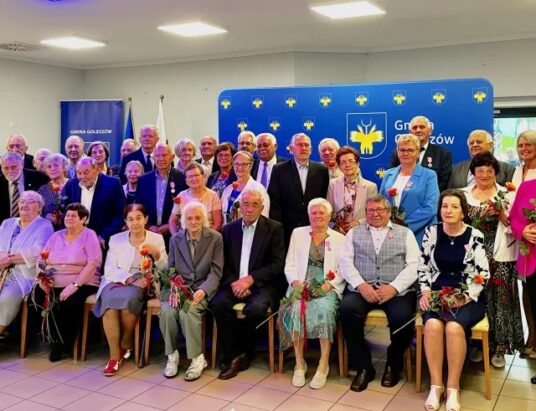 Przeżyli razem 50 i 60 lat, a miłość wciąż w nich trwa!