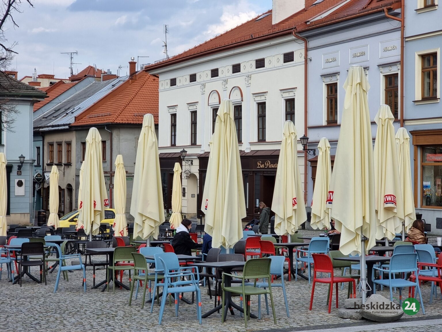 Letnie ogródki czynne zimą. Miasto rozważa taki pomysł na Rynku
