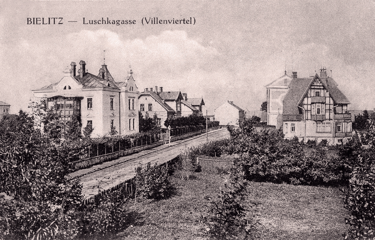 Tajemnice willi i zabytków Bielska-Białej – wycieczka z przewodnikiem