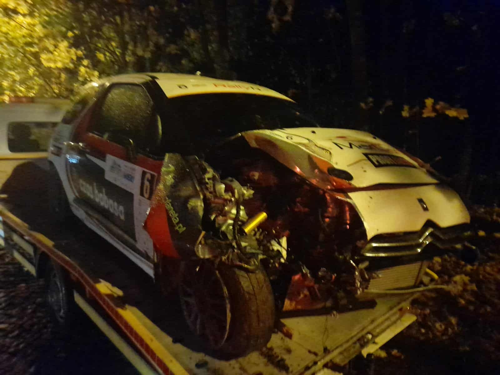 Wypadek na trasie Rajdu Wisły. Kierowca przetransportowany śmigłowcem do szpitala