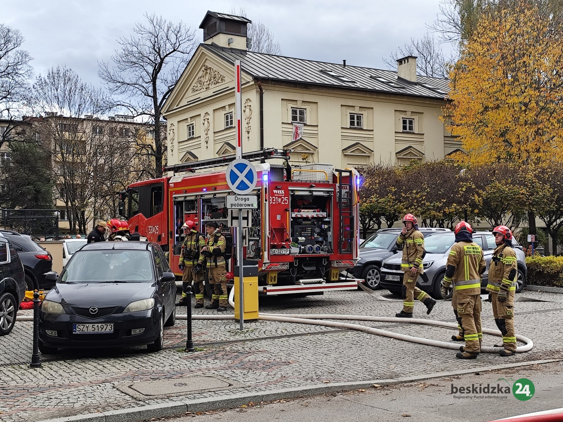 Pożar, ewakuacja i akcja ratownicza. Ćwiczenia służb w Teatrze Polskim w Bielsku-Białej