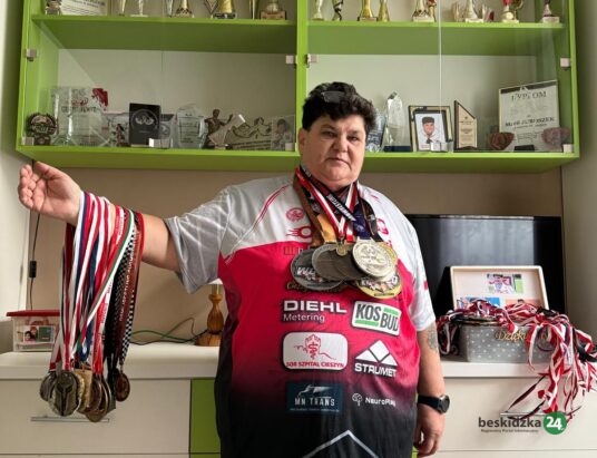 Oszuści wyczyścili konto znanej sportsmenki. Maria Juroszek ostrzega: „Zaatakowali, kiedy przyszła emerytura z czternastką”