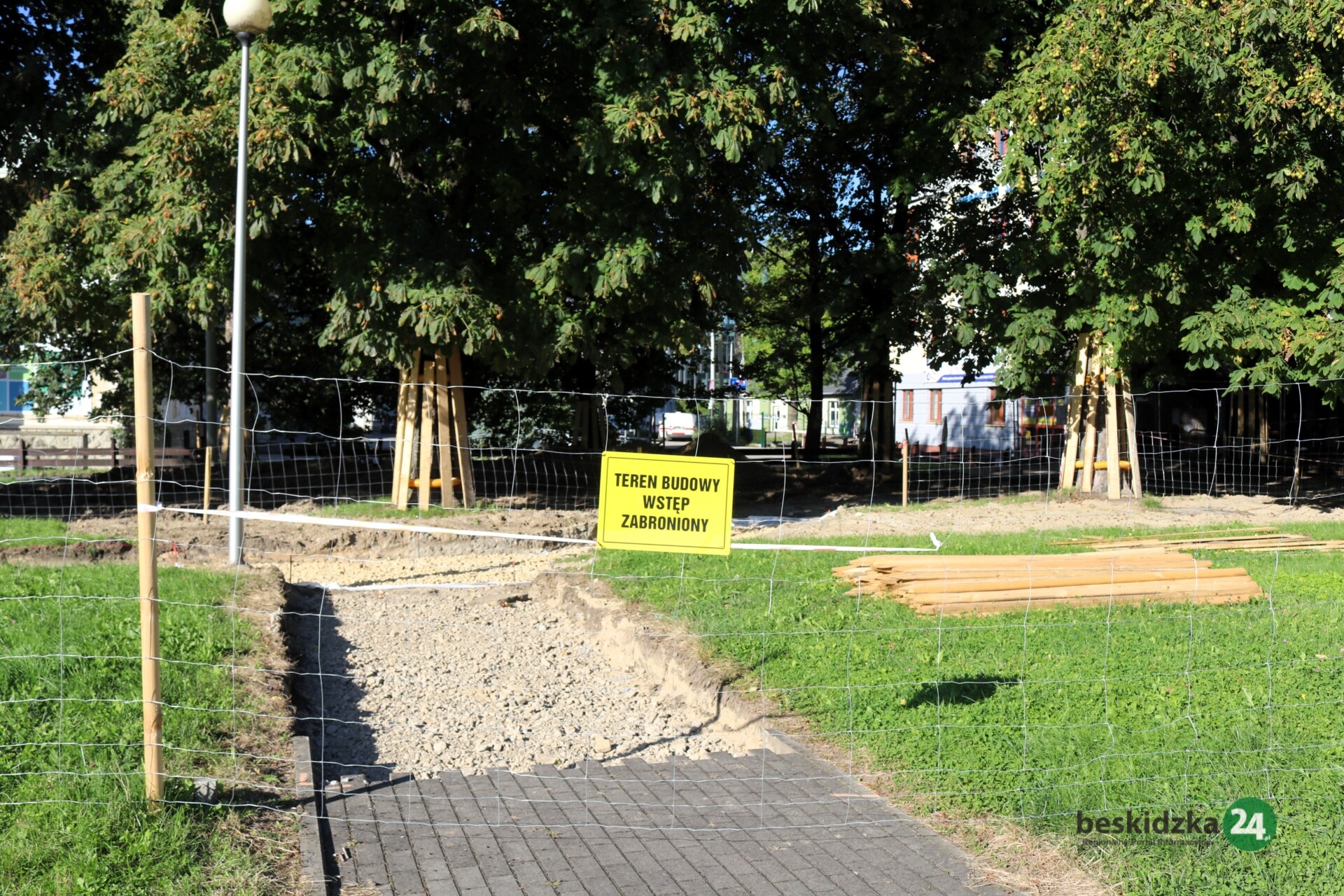 Nowy zielony zakątek nad Białą. Przy Sempołowskiej praca wre