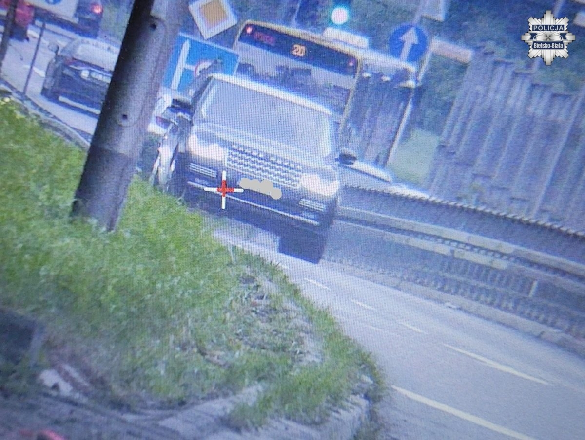 Rajd po alei Andersa. Kierowca odmówił przyjęcia mandatu