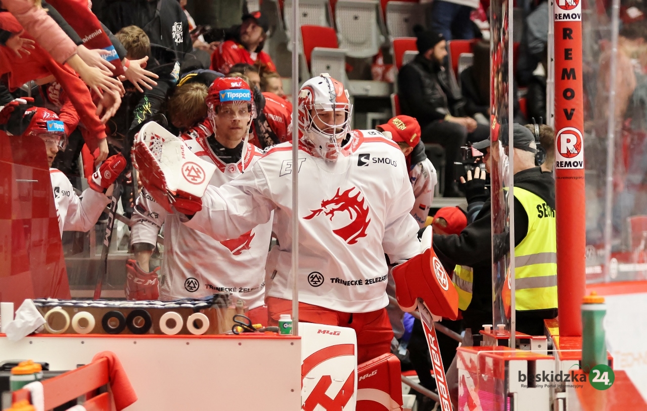 Trzynieccy Oceláři się nie zatrzymują. Ósma wygrana z rzędu | ZDJĘCIA