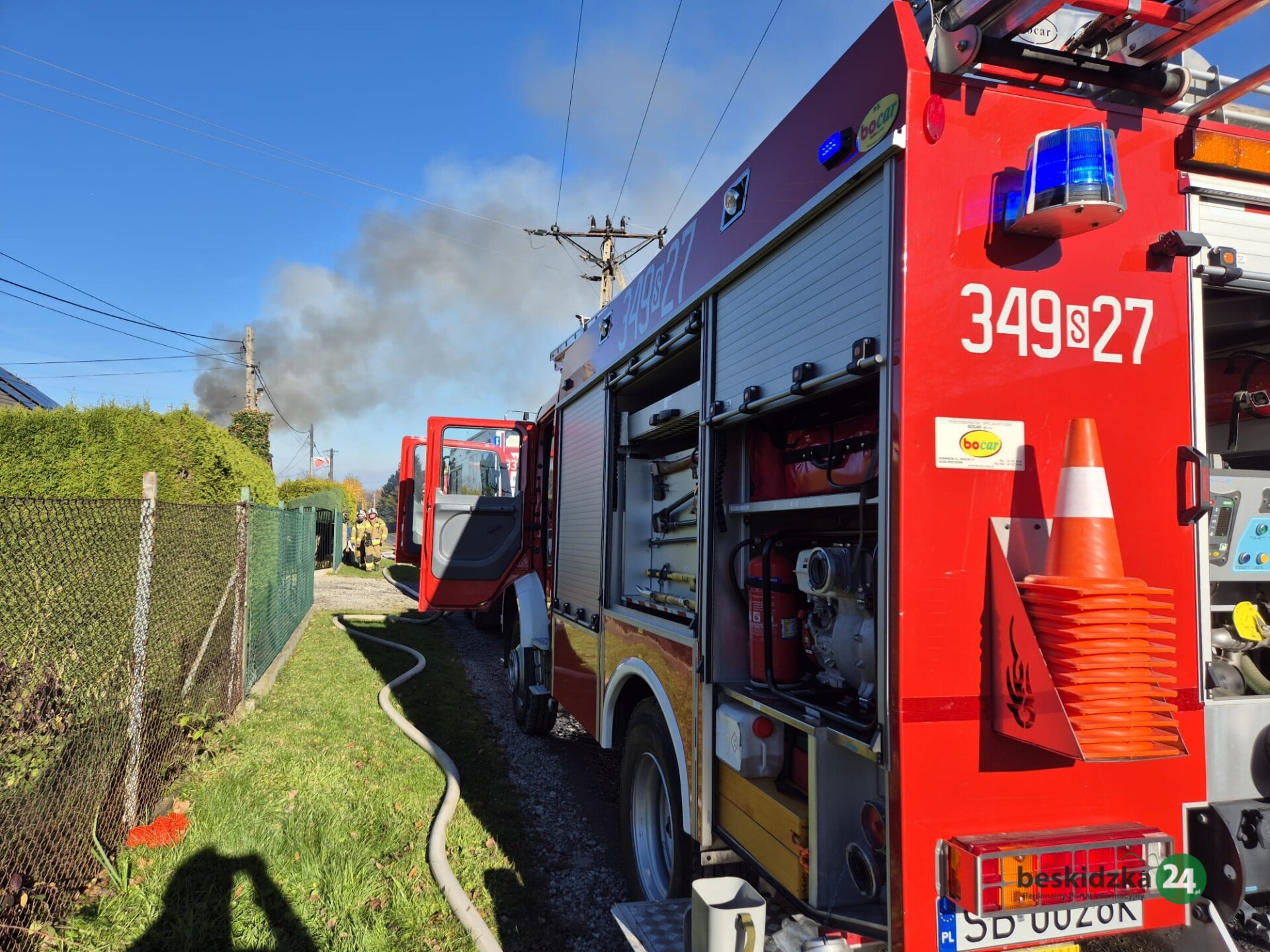 Pożar garażu w Hałcnowie. Dach spłonął, nikt nie ucierpiał