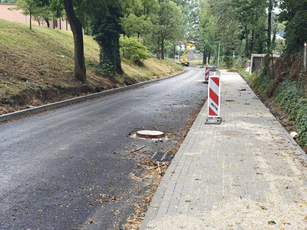 Przebudowa ul. Hażlaskiej w Cieszynie na finiszu