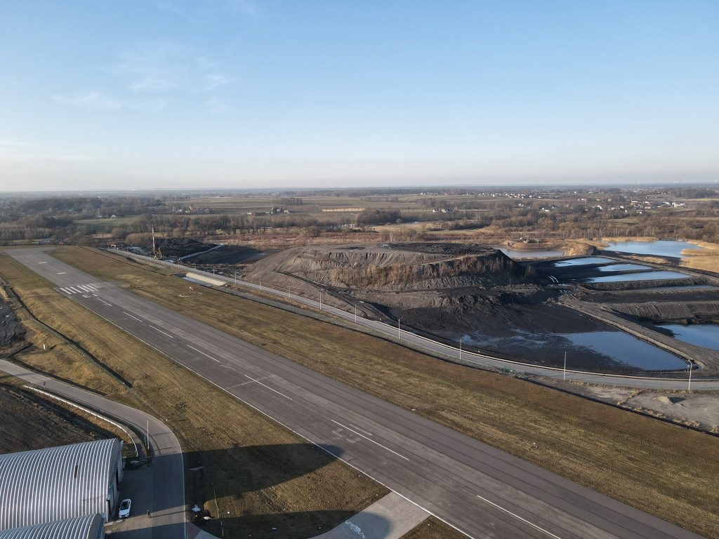 Lotnisko w Kaniowie z apelem o rozwagę. Zarząd reaguje na głosy mieszkańców