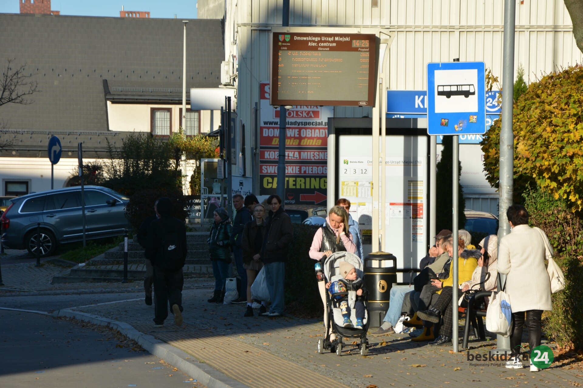 Będzie nowa wiata na przystanku obok bielskiego Ratusza. Starą trzeba było rozebrać