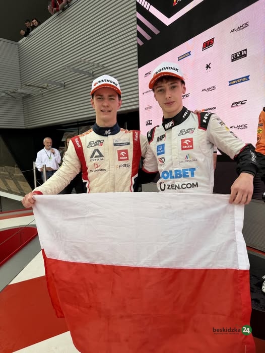 Kacper Sztuka wygrywa na Barcelona-Catalunya