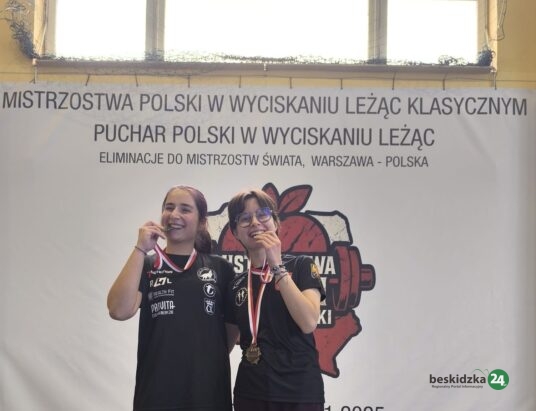 Dwie mieszkanki Skoczowa zdobyły złote medale MP w wyciskaniu sztangi leżąc