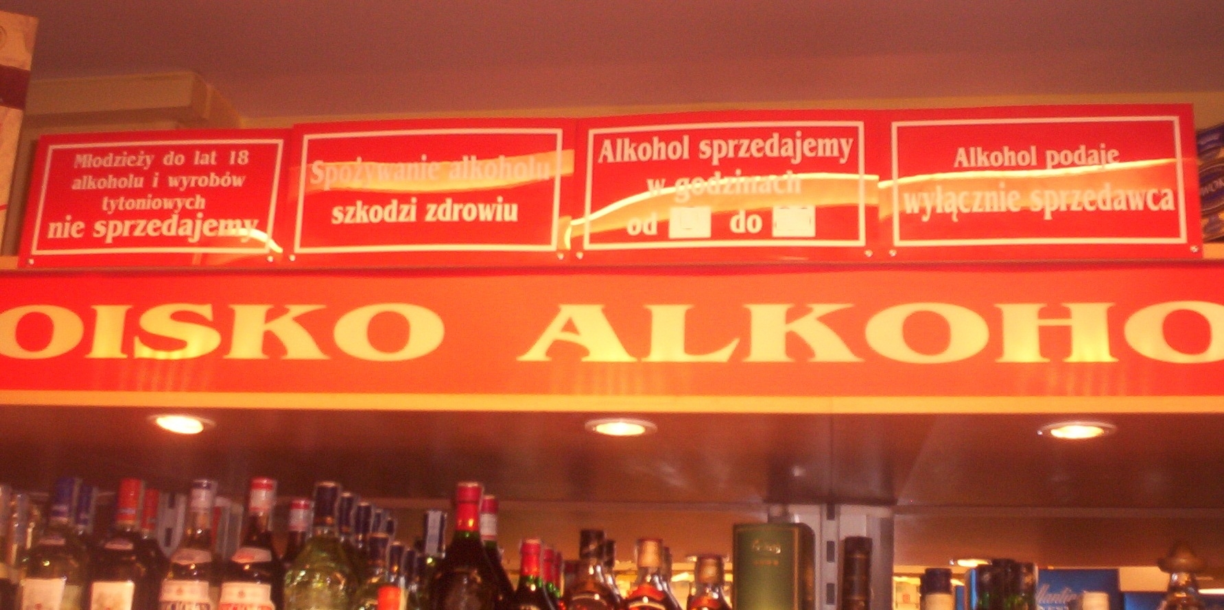 Nie dostał alkoholu – zadzwonił po policję!