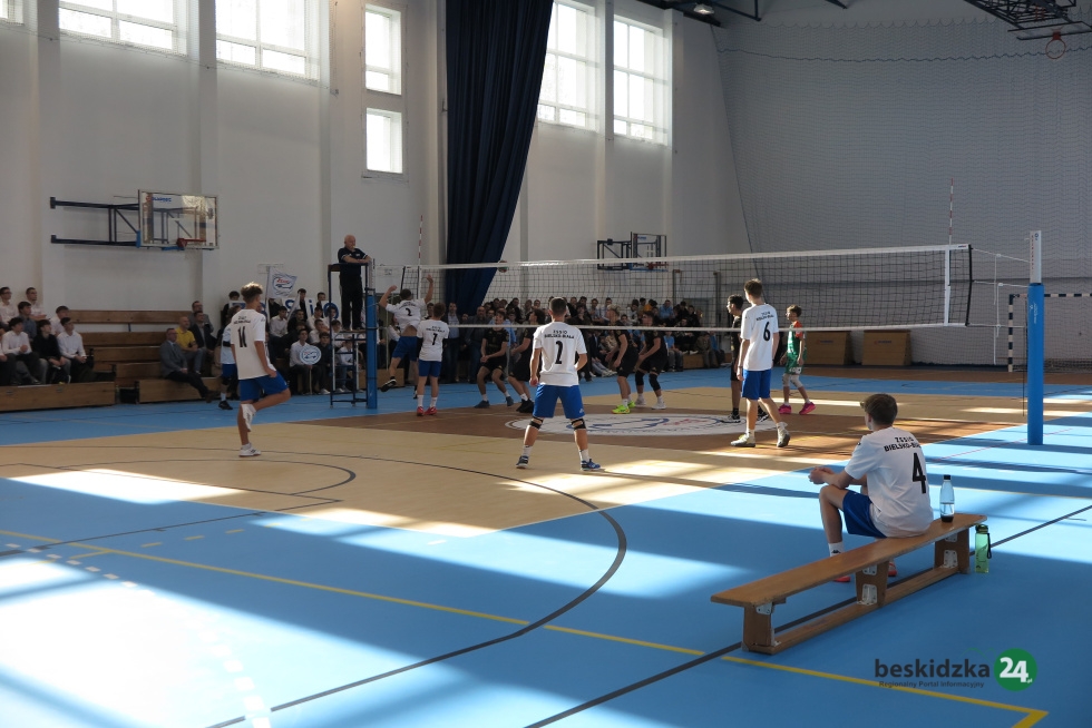 Nowa hala i… BMW dla uczniów. Bielska Samochodówka stawia na szeroki rozwój