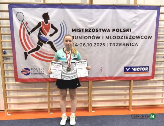 Julia mistrzynią i wicemistrzynią Polski w badmintonie