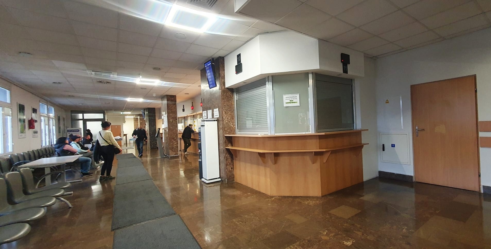 Krótsze kolejki w wydziale komunikacji. Rusza modernizacja w starostwie