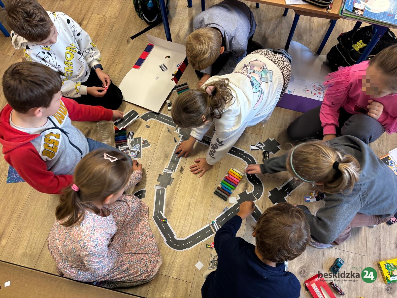 „Trzynastka” świeci przykładem