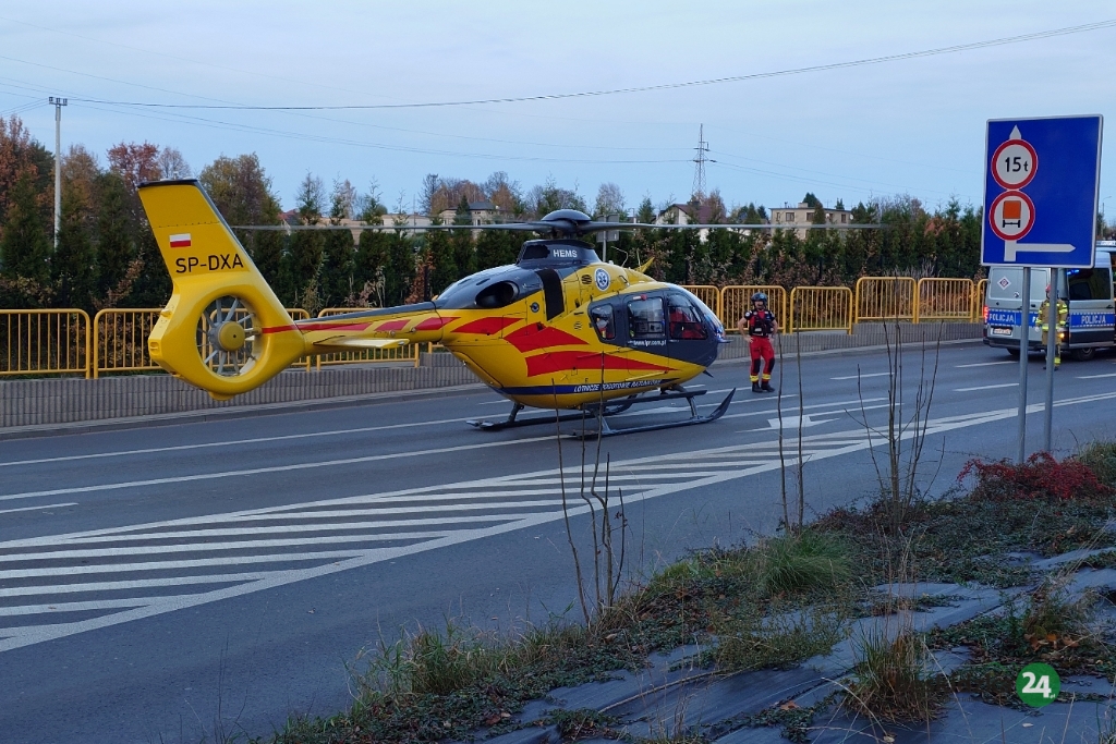 Z ostatniej chwili: Wbiegła przed nadjeżdżające auto. Wezwano śmigłowiec LPR – foto