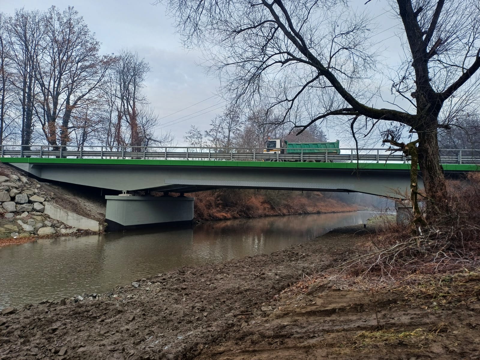 Imponujące tempo. Ważne mosty w gminie Czechowice-Dziedzice już przejezdne | WIDEO, ZDJĘCIA
